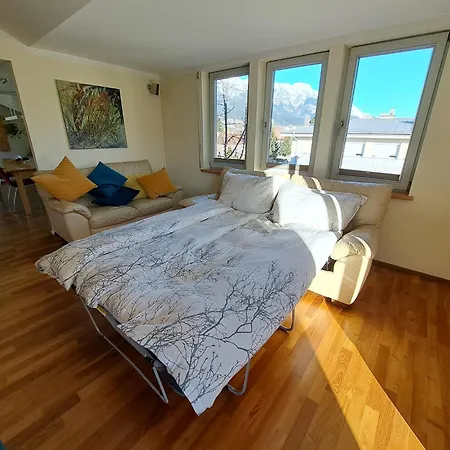 アパート Grosse Exklusive Mit Balkon Und Fantastischer Aussicht Auf Bergwelt Inkl Privatem Parkplatz Mit E-ladestation インスブルック
